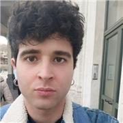 Ciao! 
Sono pronto ad insegnare a bambini, ragazzi, chiunque abbia bisogno.
Posso insegnare storia, arte, letteratura o anche accompagnare il ragazzo nel portare a termine i compiti di varia natura.
Ho due lauree e ho appena finito una accademia teatra